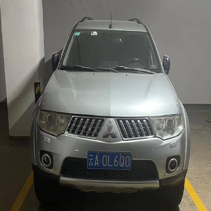 云A0L6Q0帕杰罗劲畅2998CC小型越野车