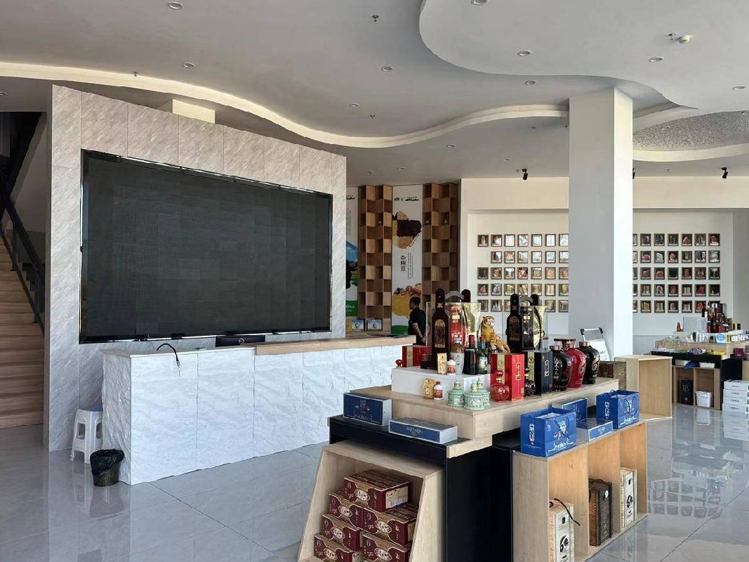 赤峰市巴林右旗蒙东物流集配中心（京东云仓）整体出租（第一年租金底价1582700.00元，租期3年）(国资监测编号GR2023NM1002930)