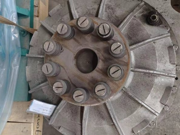 SGB1400/185C刮板输送机（含箱体、电机、减速机、耦合器）处置(四次挂牌)