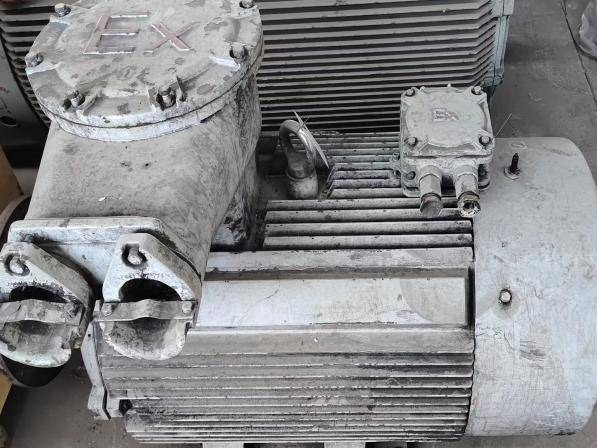 SGB1400/185C刮板输送机（含箱体、电机、减速机、耦合器）处置(四次挂牌)
