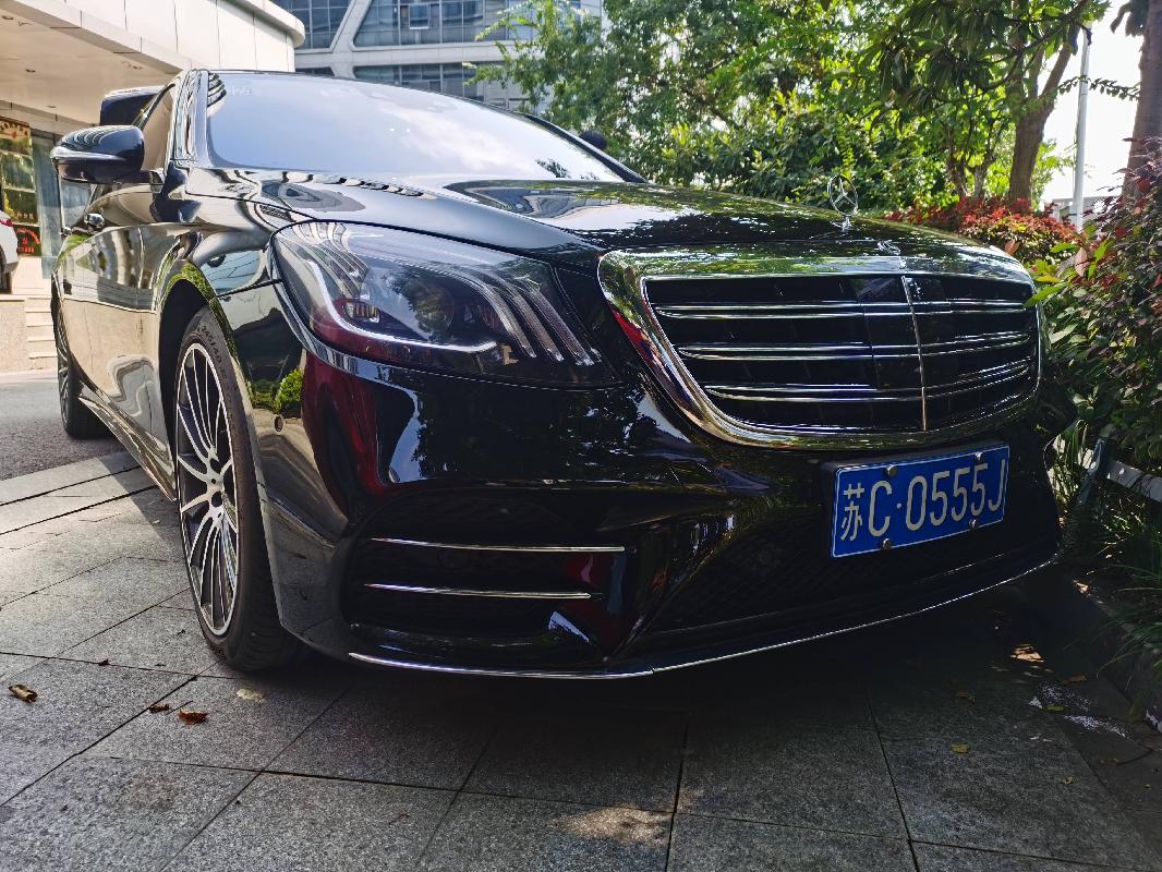 （苏C0555J）梅赛德斯-奔驰汽车