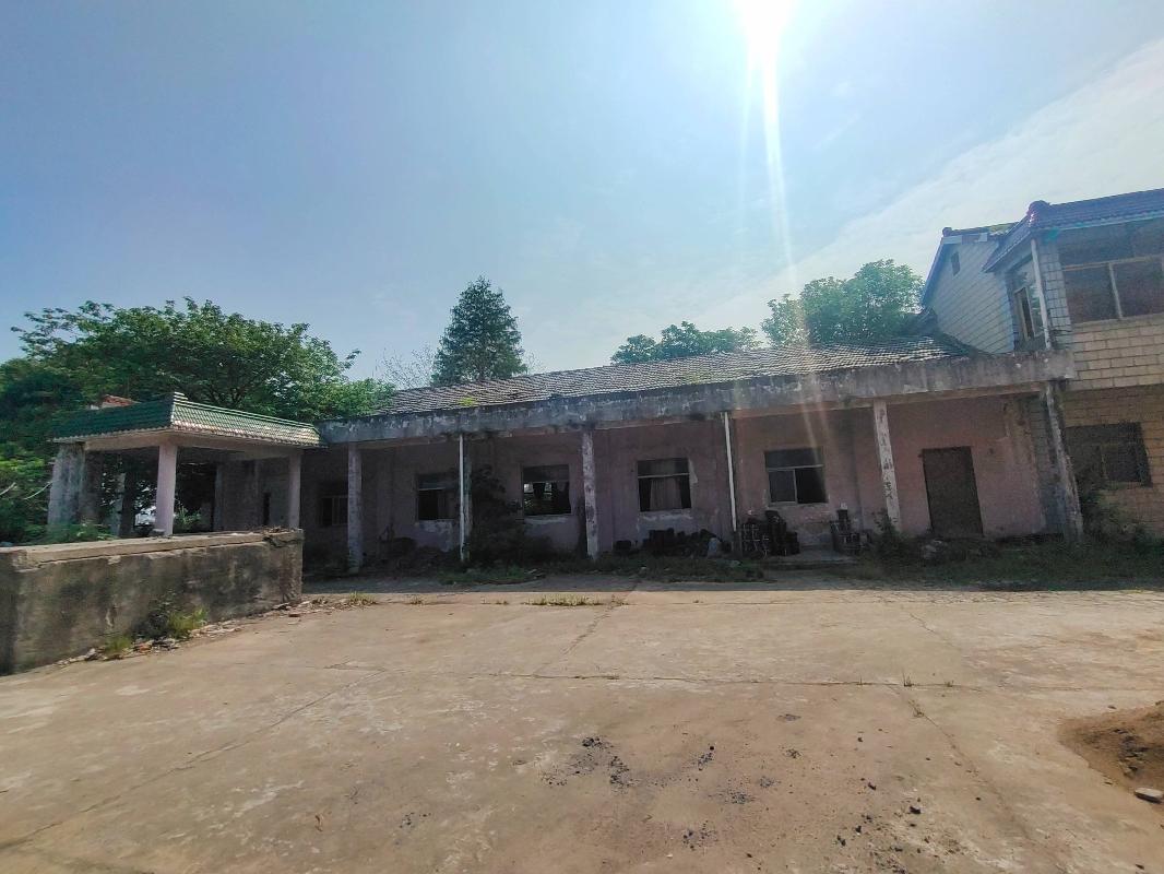 南京市高淳区阳江镇丹湖西陡门8号内建筑物和土地使用权转让公告(国资监测编号GR2023JS1003901)