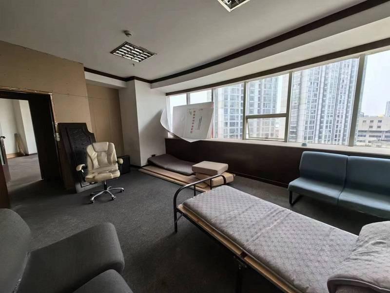 常州市天宁区延陵西路23、25、27、29号（投资广场）-702号办公用房转让公告(国资监测编号GR2023JS2003955-2)