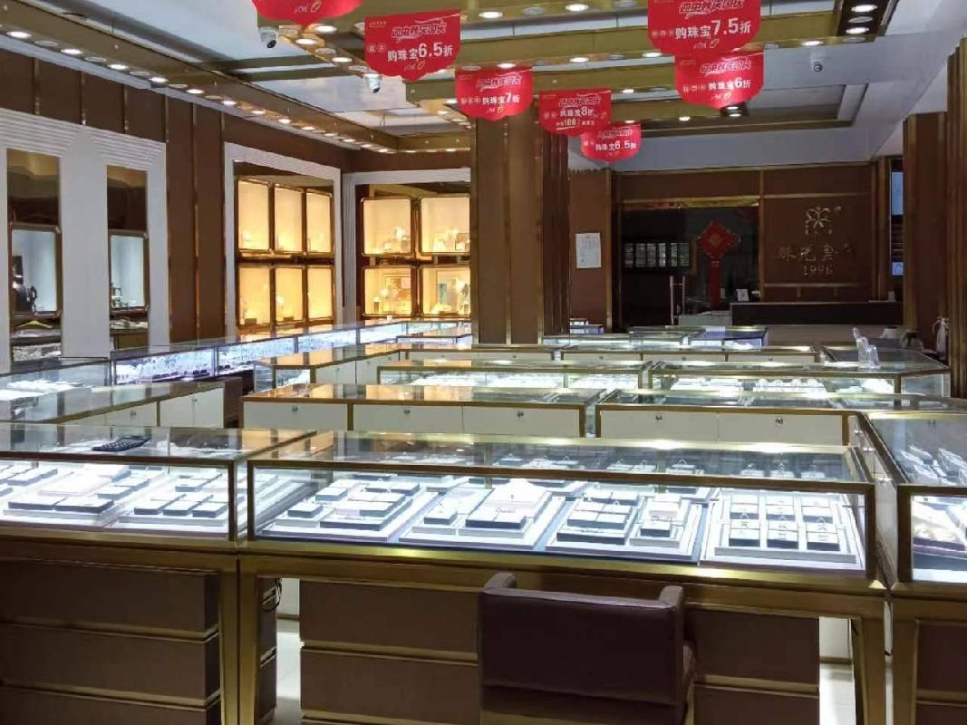郴州市北湖区文化路149号第一层1、2号门面（原“珠光金行”门面）整体出租