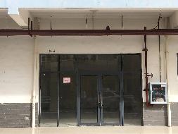 贵港市覃塘区覃塘街道德政路4号布山移民安置小区17栋106室（C-13）铺面招租项目