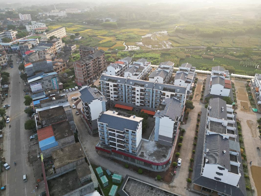贵港市覃塘区大岭乡金岭移民安置小区A区30号铺面招租项目