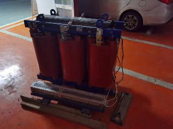 防火门、钢化玻璃隔断、干式变压器、电流互感器、电力开关转让公告