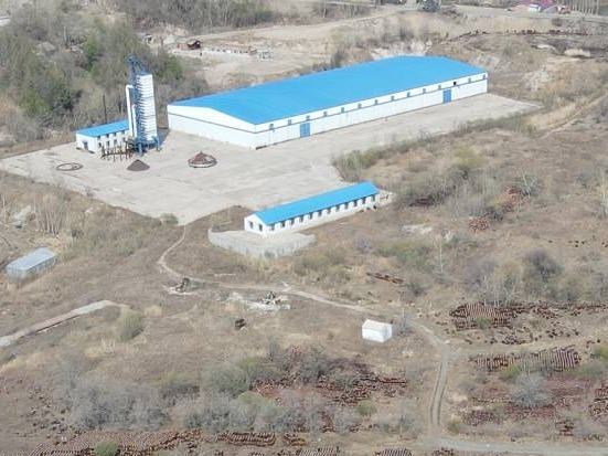 吉林市中小企业融资担保集团有限公司位于吉林市龙潭区缸窑镇缸窑大街105743㎡土地及地上全部建筑物、机器设备等资产整体转让项目