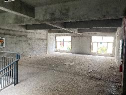 万宁市万城镇阳光小区4号楼6号和3号楼7号商铺房屋所有权及土地使用权分别公开转让