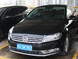 桂A1T0A2大众牌FV7187FBDWG等5辆二手小型轿车分别转让项目