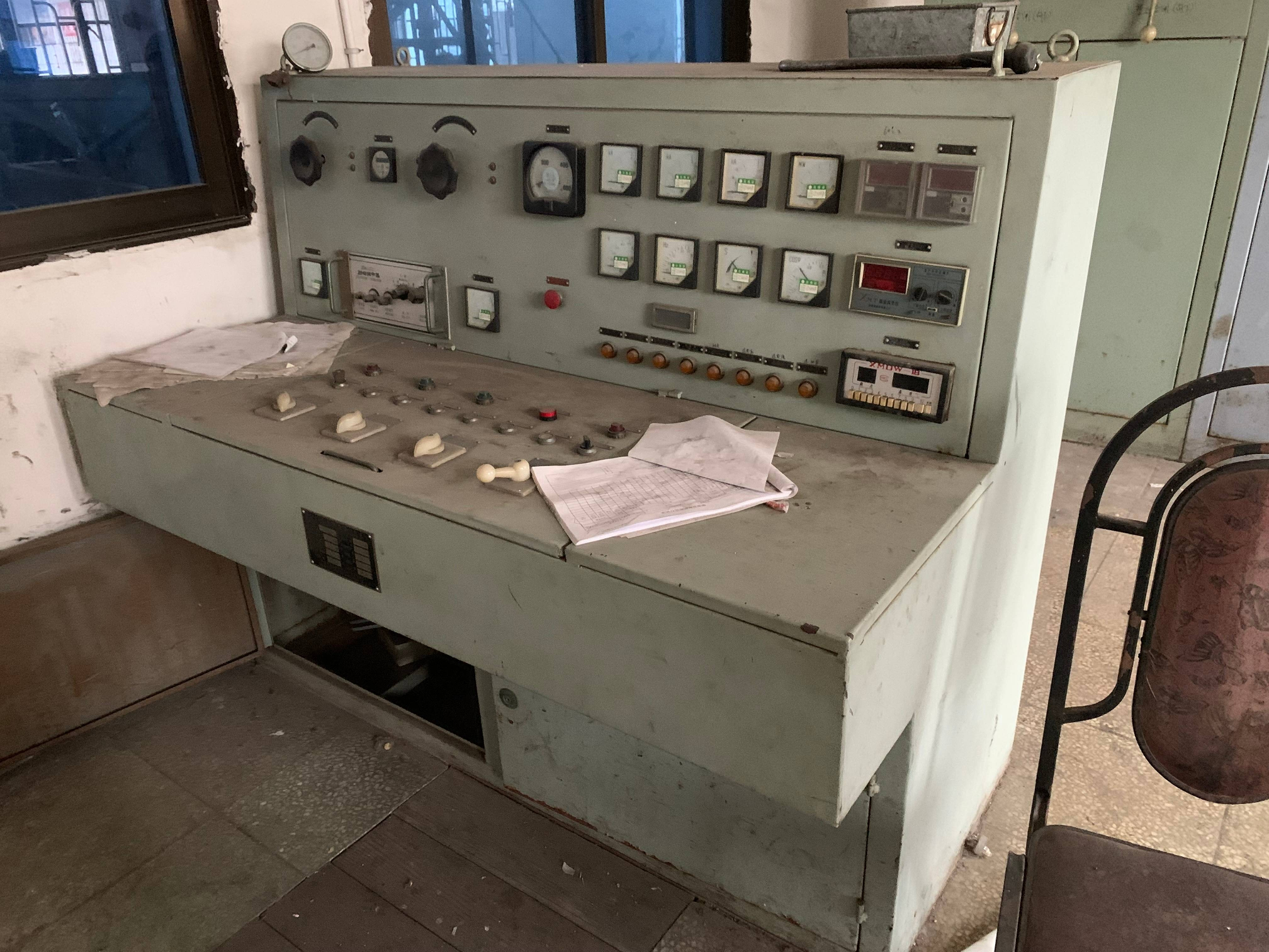 1250kW柴油发电机组转让公告
