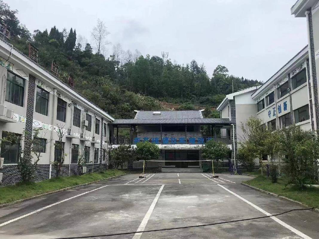 张家界桑植县澧源镇岩垭村桑植县西互通收费站S17土地及房产使用权招租(国资监测编号GR2023HN1001851)