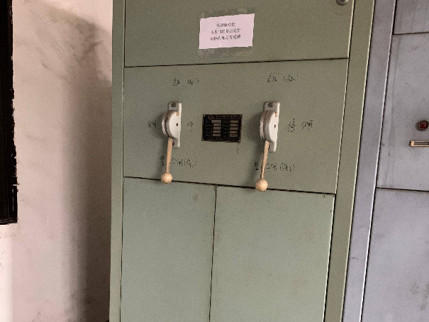 1250kW柴油发电机组转让公告