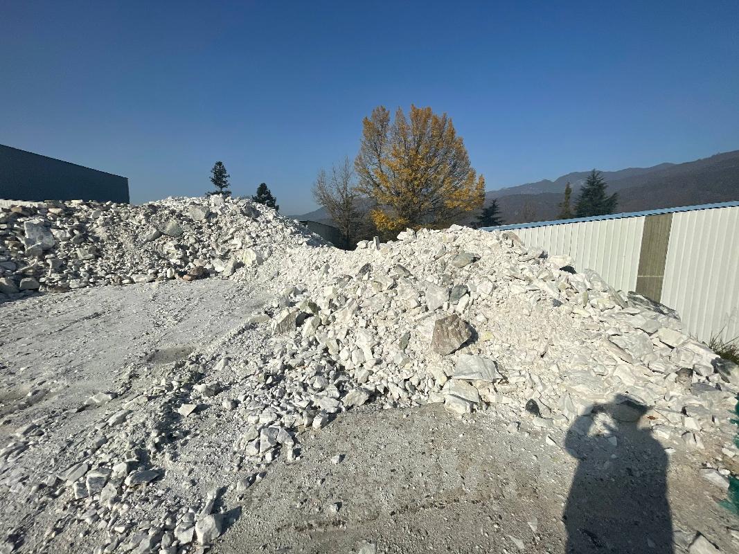 青阳县尖山矿区方解石矿水仓建设工程拟动用建筑用白云岩矿转让公告(国资监测编号GR2023AH2001910)