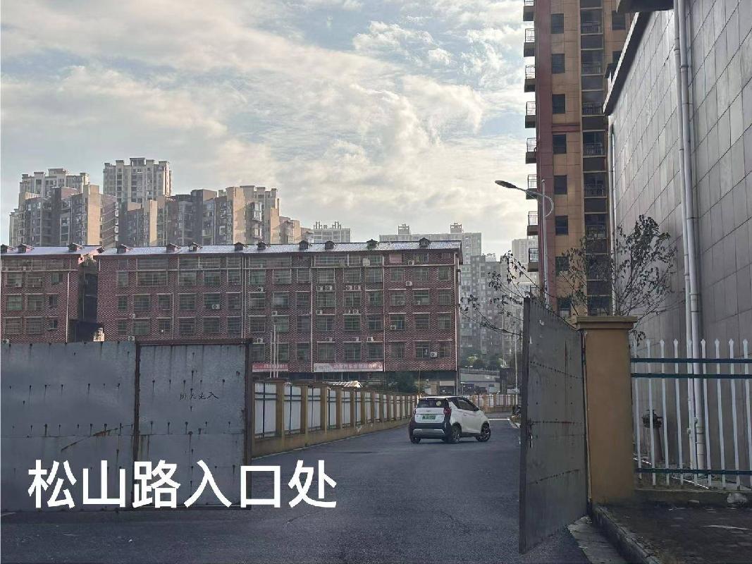 一批酒店用机器设备、红木类家具、普通家具处置