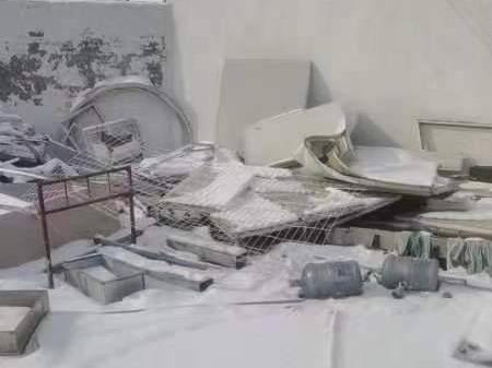 热缩机、不锈钢门等一批废旧物资转让（鄂尔多斯市伊克赛矿泉水有限责任公司）(国资监测编号GR2024NM1000287)