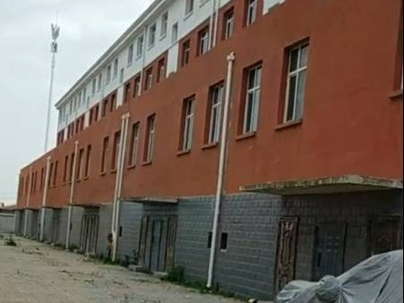 内蒙古自治区呼和浩特市土默特左旗察素齐镇全胜南路福瑞华13套住宅、4套商用用房、1个车库转让推介项目