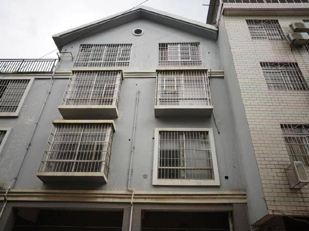 柳州市柳城县沙埔镇上雷新市场房屋1栋房屋转让项目(四次挂牌)交易公告