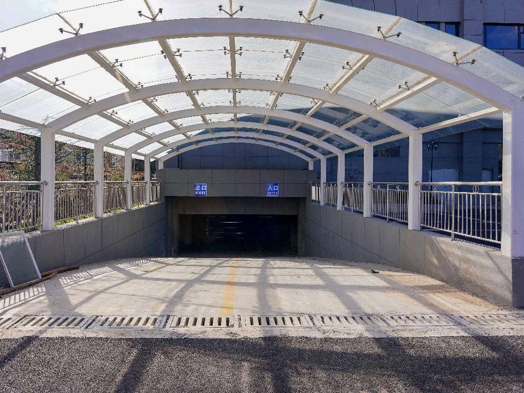 云南省丽江市古城区象山路150号房产(康体中心)租赁(国资监测编号GR2025YN1001464)