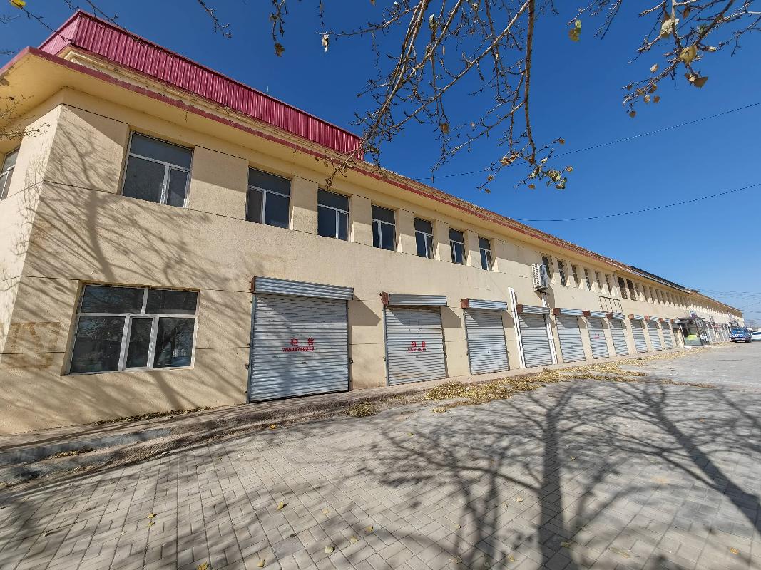 乌兰察布市汇元融资担保有限公司持有的商都县杨家地村东北外环路西松茂会所迎街商铺A区7号转让