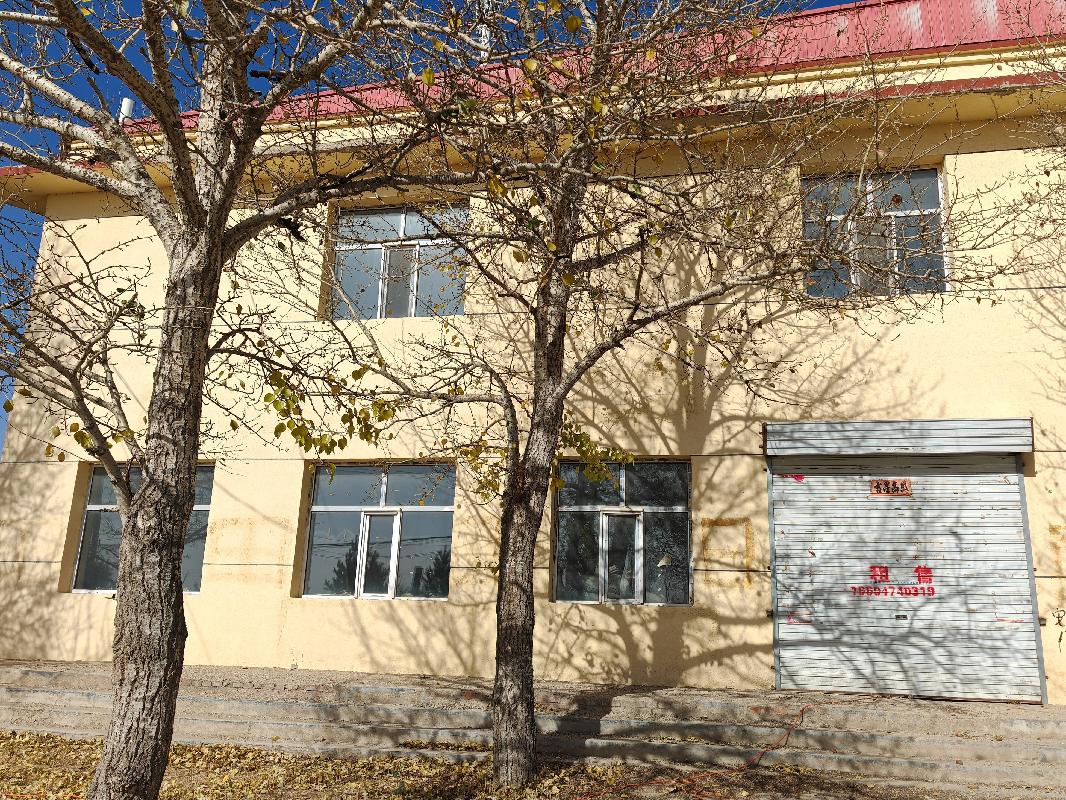 乌兰察布市汇元融资担保有限公司持有的商都县杨家地村东北外环路西松茂会所迎街商铺A区1号转让