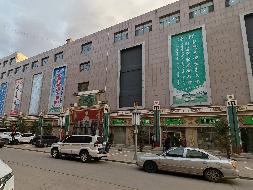 乌兰察布市汇元融资担保有限公司持有的察右后旗白音察干镇蓝天大街北1-1-1转让