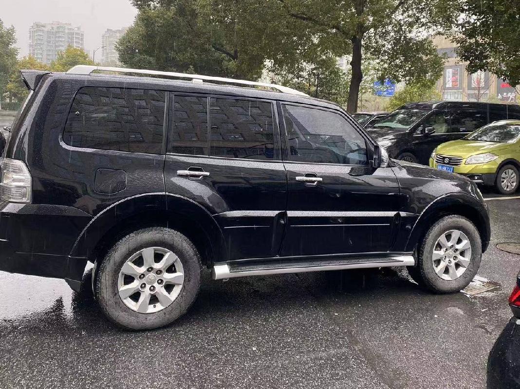浙A0940Q 三菱帕杰罗JE4NR52R (SUV)汽车公开转让(国资监测编号GR2024JS1000753)