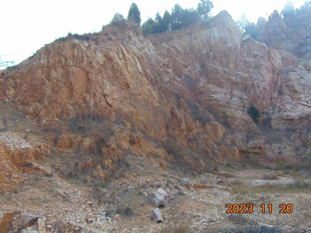邳州市八路镇遗留石英矿采石宕口生态修复产生的余量资源转让公告(国资监测编号GR2024JS4000770)
