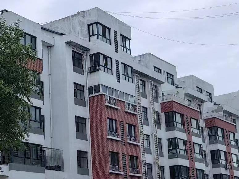 七台河农投种植农场有限公司福泽家园61处房产分别转让