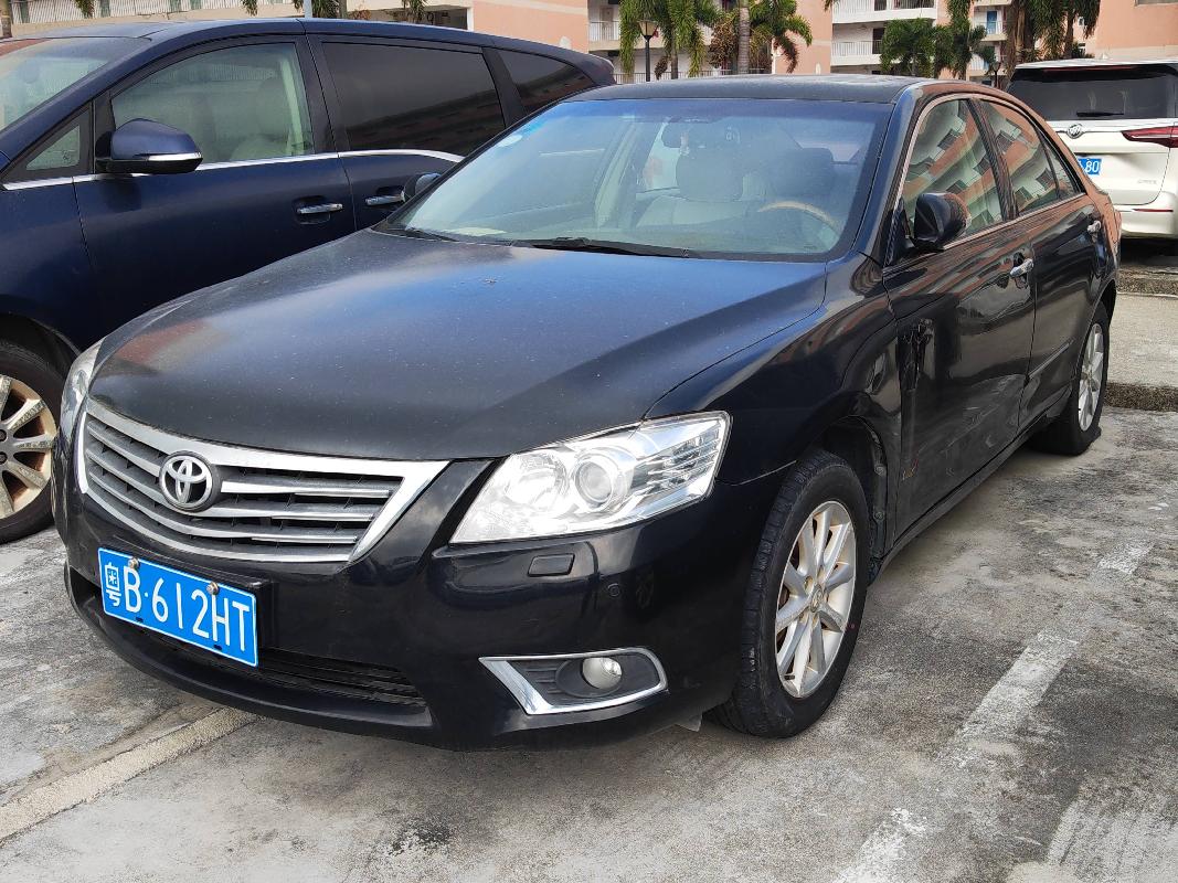 粤B612HT丰田牌小型轿车