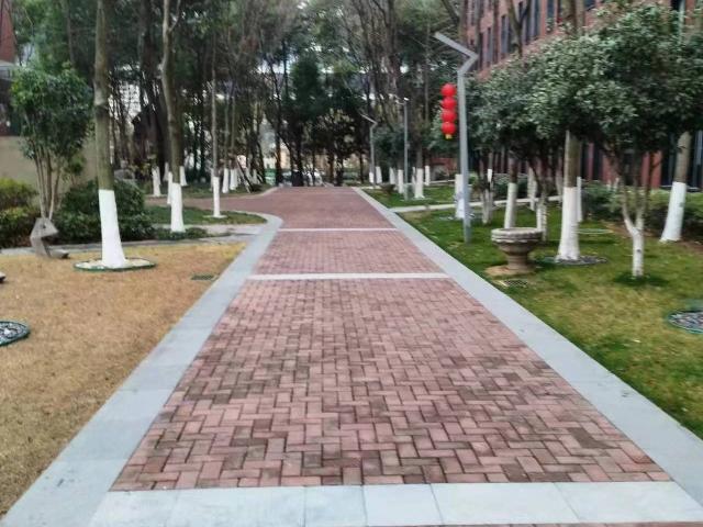 南京市建邺区河西大街87号朗诗国际街区北园1幢3单元1806室招租公告（三年起租）