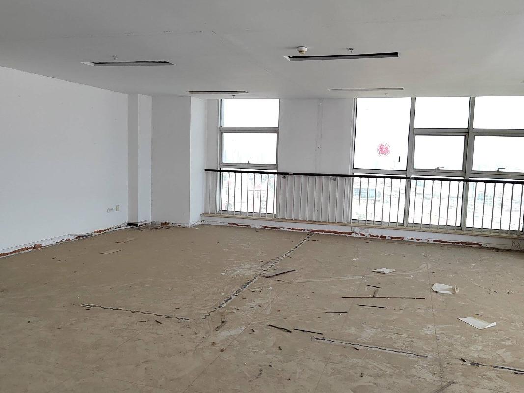 内蒙古自治区呼和浩特市赛罕区锡林南路东侧恩和家园第玖幢南一层底商南B1、南B2、南B3、南B4、东D4号商业房。2.位于呼和浩特市赛罕区锡林南路东侧恩和家园第玖幢24层办公楼询价项目