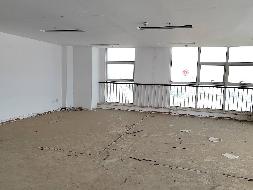 内蒙古自治区呼和浩特市赛罕区锡林南路东侧恩和家园第玖幢南一层底商南B1、南B2、南B3、南B4、东D4号商业房。2.位于呼和浩特市赛罕区锡林南路东侧恩和家园第玖幢24层办公楼询价项目