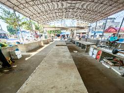 北海市铁山港区营盘镇彬畔村农贸市场20号摊位招租项目