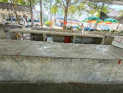 北海市铁山港区营盘镇彬畔村农贸市场16号摊位招租项目
