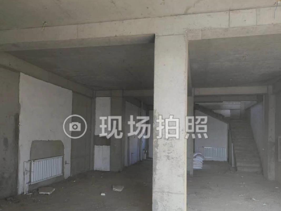 兴和蒙商村镇银行有限责任公司持有的位于内蒙古乌兰察布市集宁区平地泉伯爵花园小区南门营业房1套(二次挂牌)