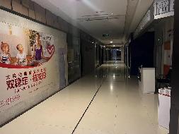 赤峰市喀喇沁旗牛家营子镇东北区和美工贸产业园区A1幢01-12号房产转让(二次挂牌)