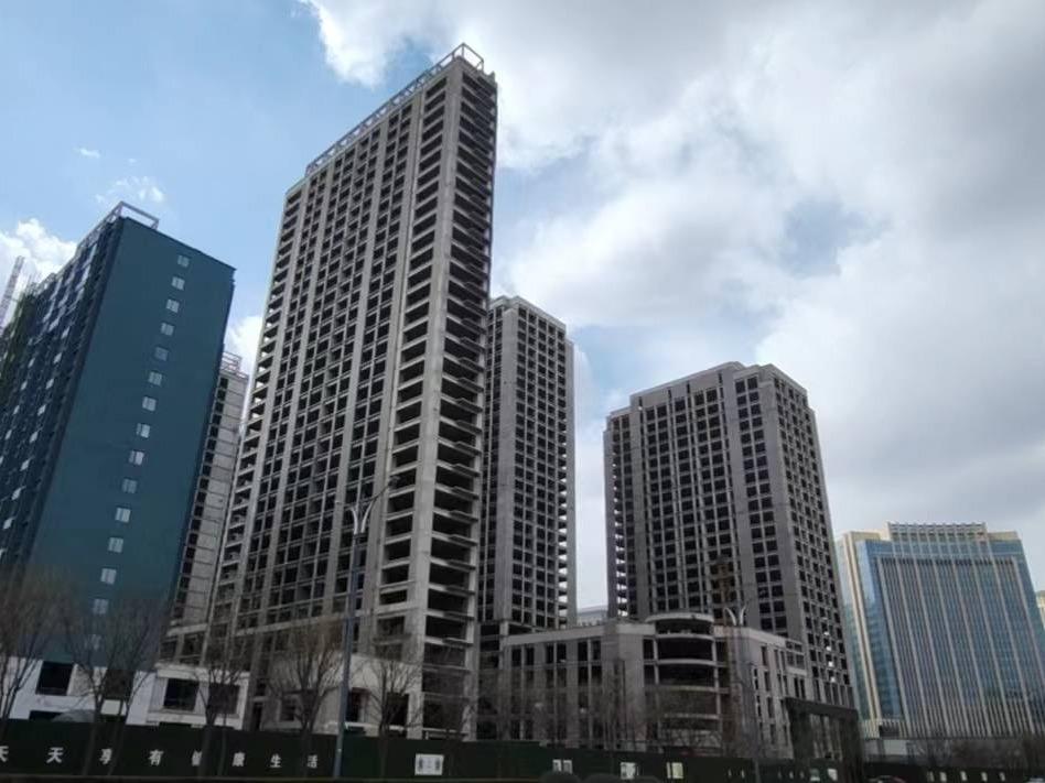 内蒙古自治区鄂尔多斯市东胜区铁西正东广场房产100418.13平方米房产转让项目