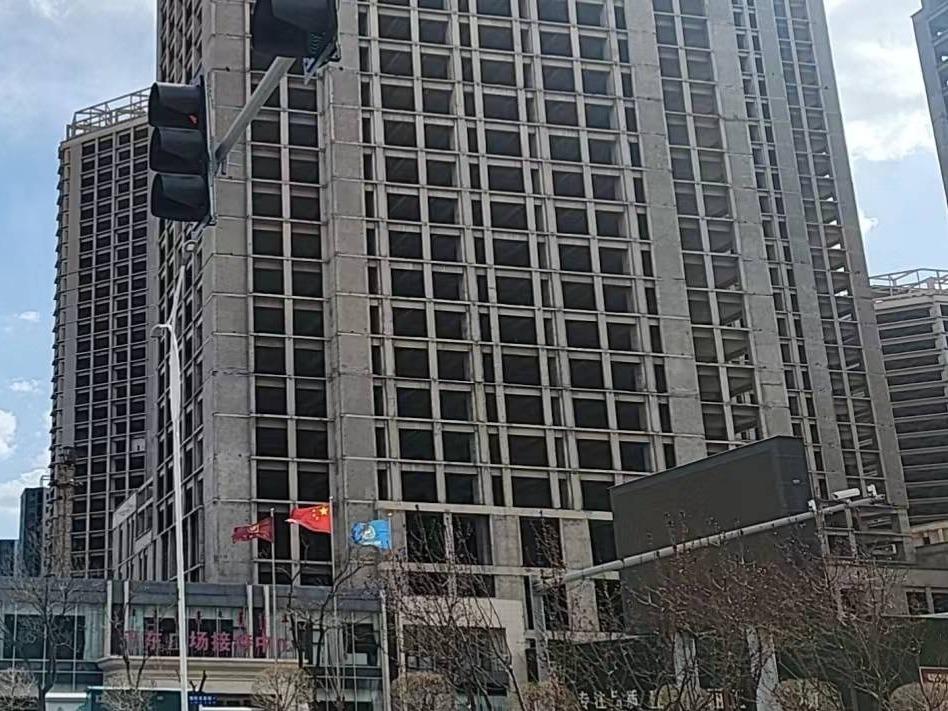 内蒙古自治区鄂尔多斯市东胜区铁西正东广场房产100418.13平方米房产转让项目