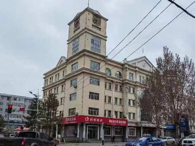 桦南县前进街交通路257号办公楼、车库及场地捆绑出租交易公告