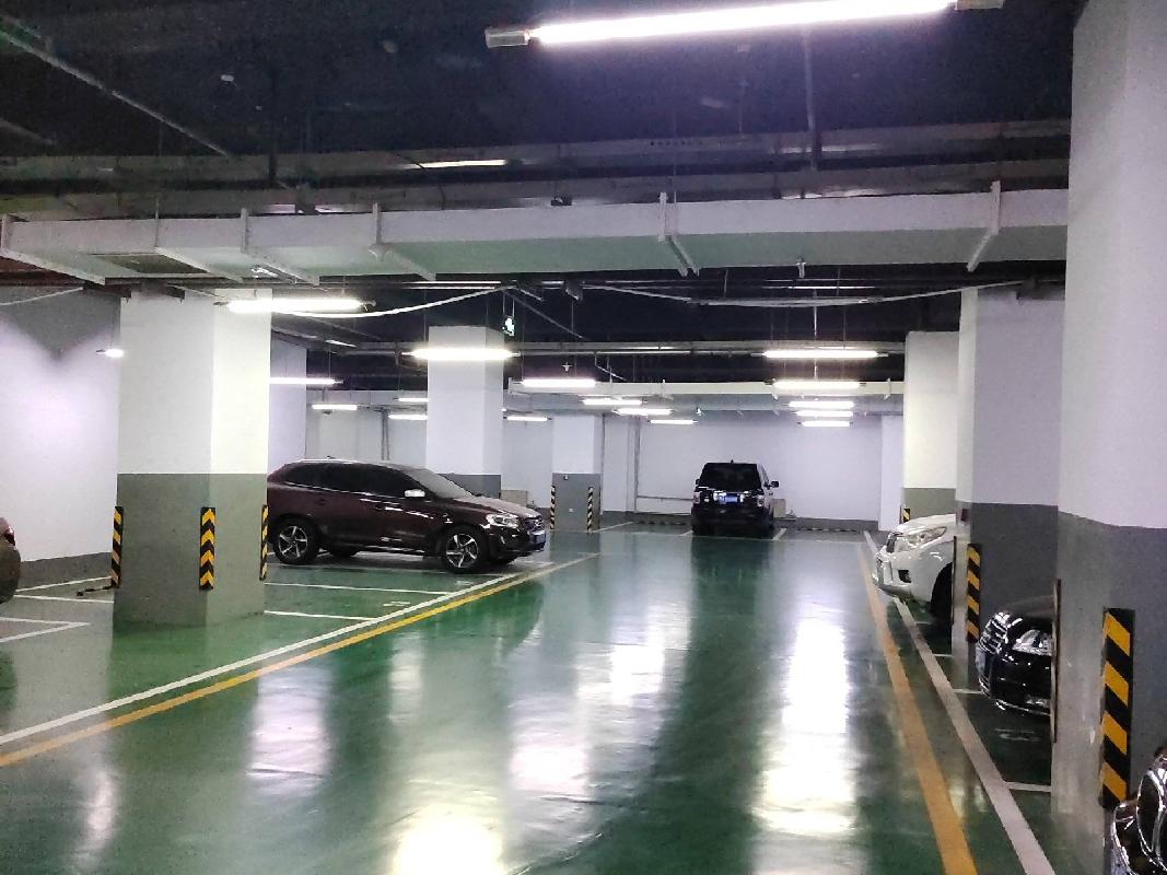 呼和浩特市赛罕区如意开发区腾飞大道众生大厦-1层商业房产转让项目