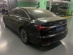 奥迪牌 FV7201BADCG（陕UZ8688）车辆