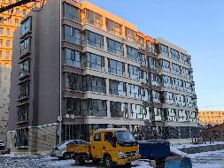 四子王旗乌兰花镇文化路南侧，金宇文苑商住小区6栋2单元6楼西户房产转让项目(二次公告）