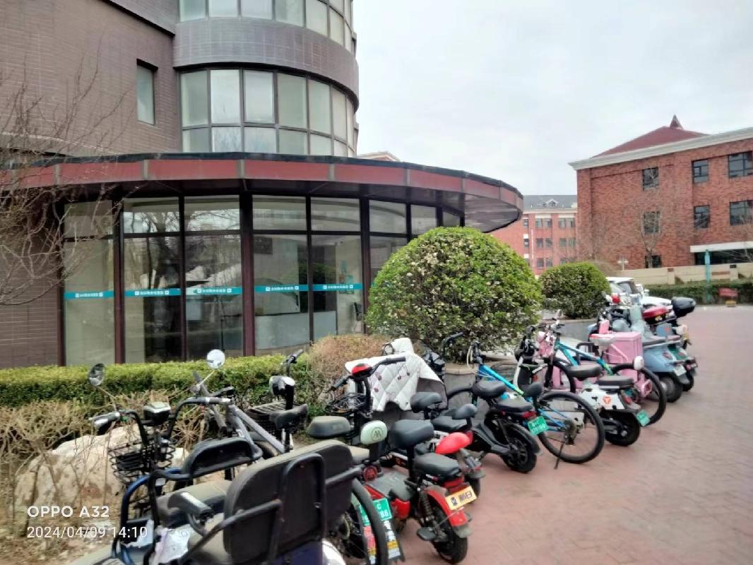 秦皇岛海港区金港湾B区30栋1401至1416和1418至1425（包含4个车库）整体招租
