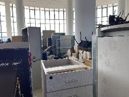 东南（福建）汽车工业股份有限公司一批电脑、空调、数据库小型机等资产转让公告