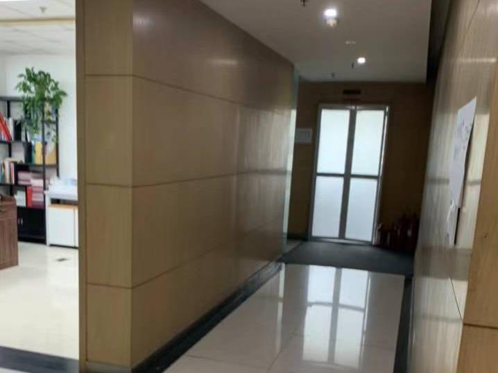 南京市鼓楼区江东北路305号滨江广场24层整层房产转让(再次挂牌)(国资监测编号GR2024JS1003856-5)