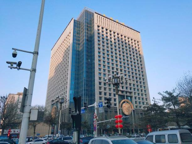 包头市昆区钢铁大街33号万號国际-1836房产转让项目(三次挂牌)