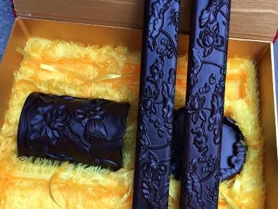 资产处置：【一套】荷花文房四宝 2镇尺1砚台1笔筒转让公告