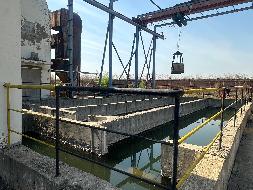 吉林市中小企业融资担保集团有限公司位于吉林市高新区纬二路的5处房地产及11项构筑物整体出租