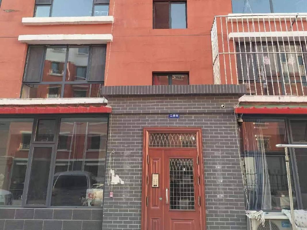 托克托县双河镇利南火盘村云中花园住宅小区B1号楼2单元602号(三次挂牌)